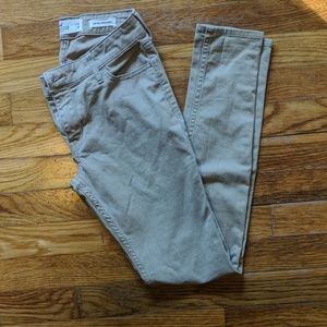 Hollister skinny khakis